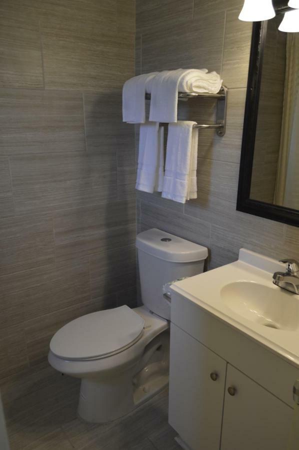 Regency Inn Toccoa Exteriör bild